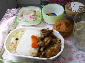 台湾行きの機内食
